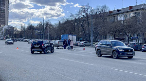 Автомобиль отбросило на встречную полосу после ДТП в центре Челябинска