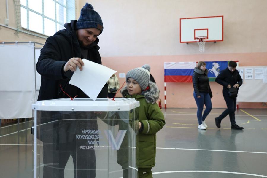Рекордное число россиян назвали итоги выборов достоверными*1