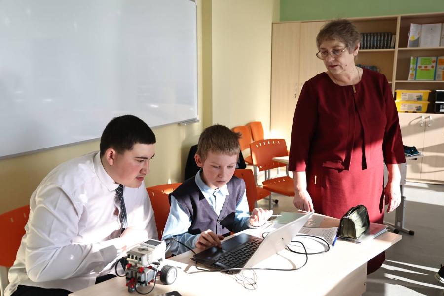 Челябинские эксперты обсудили успехи и задачи системы образования в регионе*1