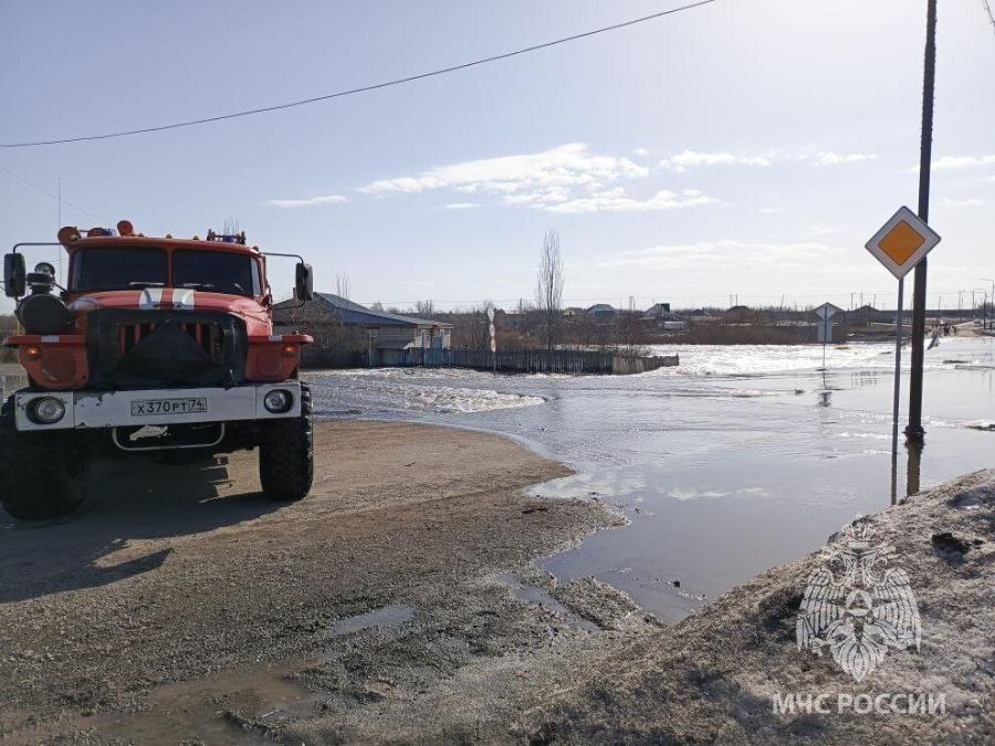Движение ограничено из-за паводка в одном из районов Челябинской области *