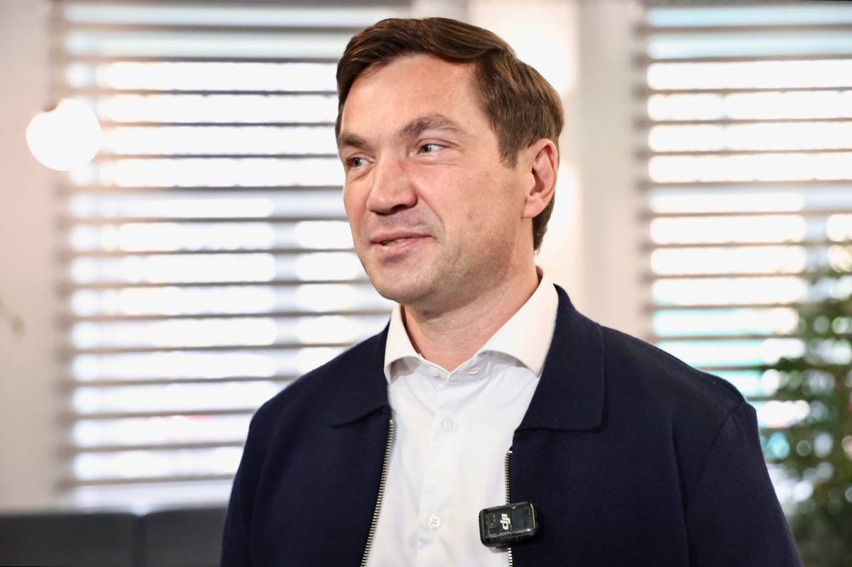 Глава Челябинска Алексей Лошкин поздравил укротителей металла*1