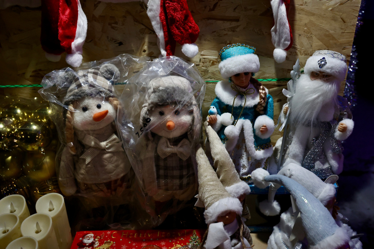 Челябинцам назвали даты новогодних каникул в 2027 году*