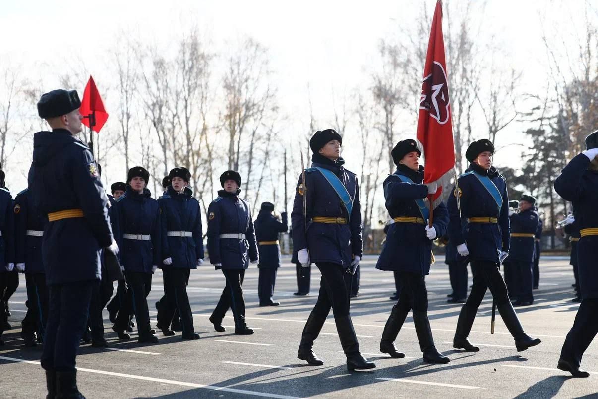 Текслер поздравил выпускников Челябинского филиала Военно-воздушной академии