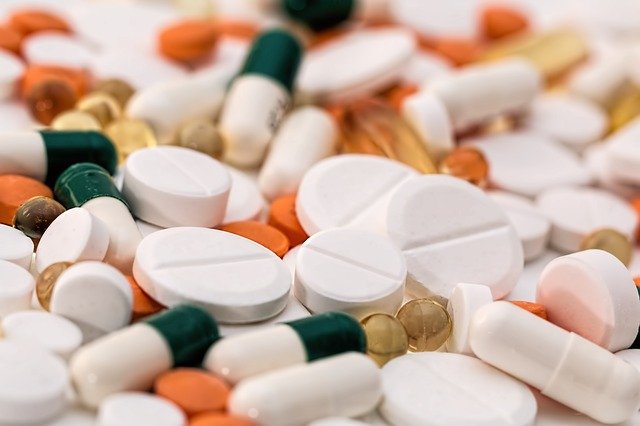 Челябинские аптеки накажут за повышенные цены на лекарства
