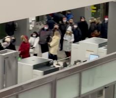 В аэропорту Челябинска прокуратура нашла ковидные нарушения