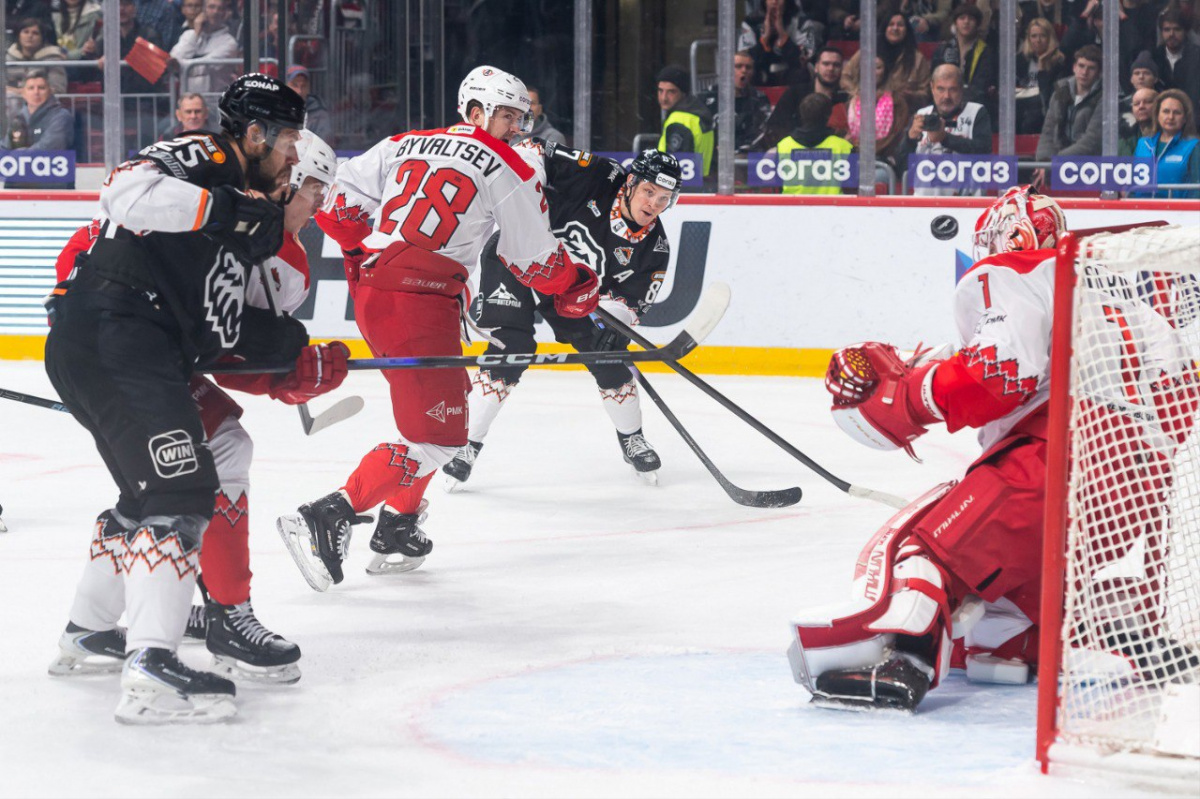 «Автомобилист» жестко прервал победную серию «Трактора»*1
