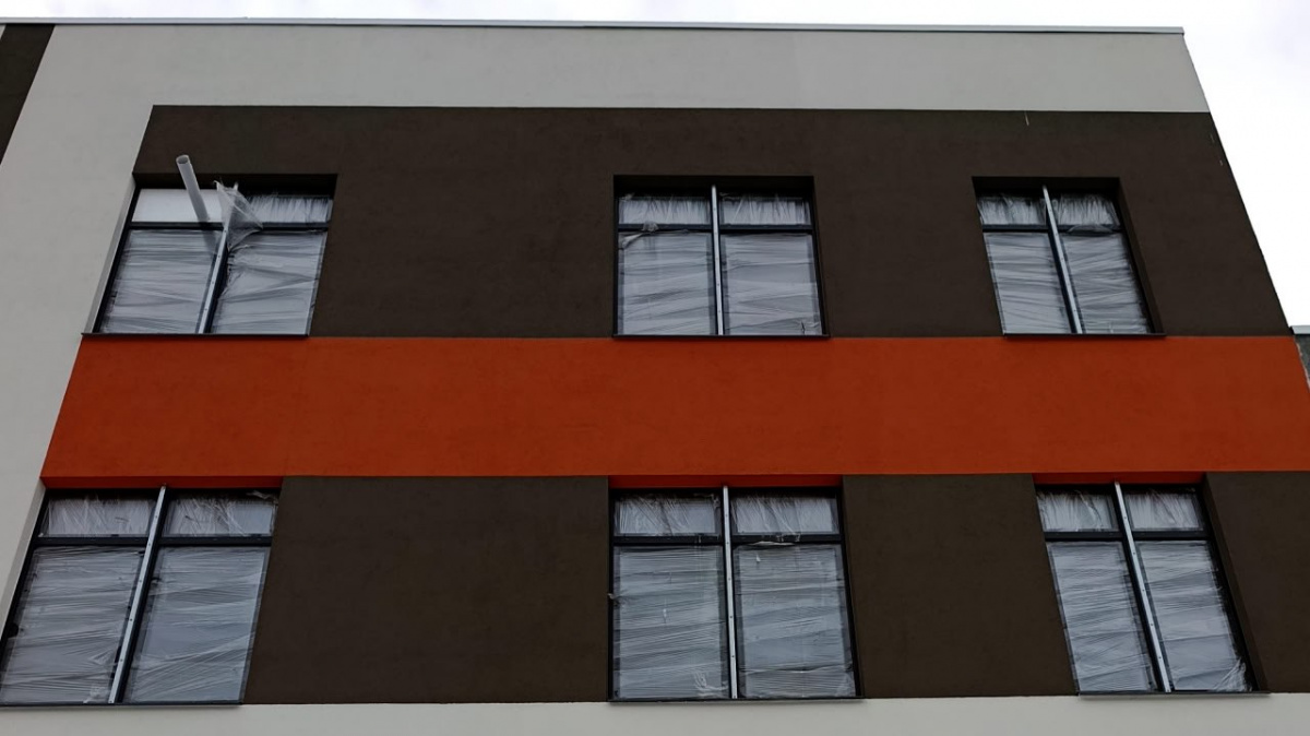 В Челябинске начали внутреннюю отделку новой школы на 1100 мест в Парковом*