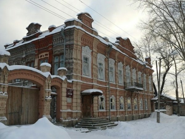 Путин поздравил Миасский краеведческий музей со столетием