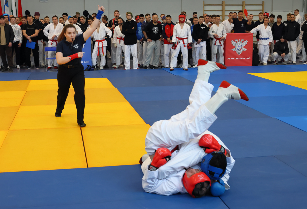 Бой за звание сильных: дан старт Всероссийским соревнованиям ФСБ в Челябинске*