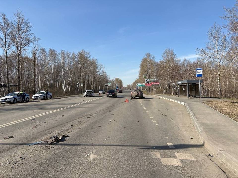 Пьяная челябинка протаранила авто с трёхлетним ребёнком*1