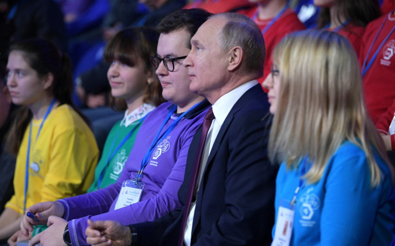 Участие ребенка в «Российском движении школьников» стимулирует к саморазвитию