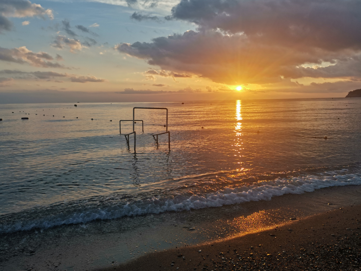 Закат сезона: стоит ли ехать в отпуск в Кемер под конец осени*