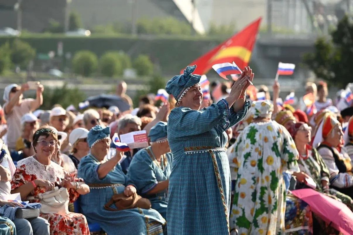 Приплыли: река Миасс стала одной из площадок фестиваля «Русское поле» в Челябинске