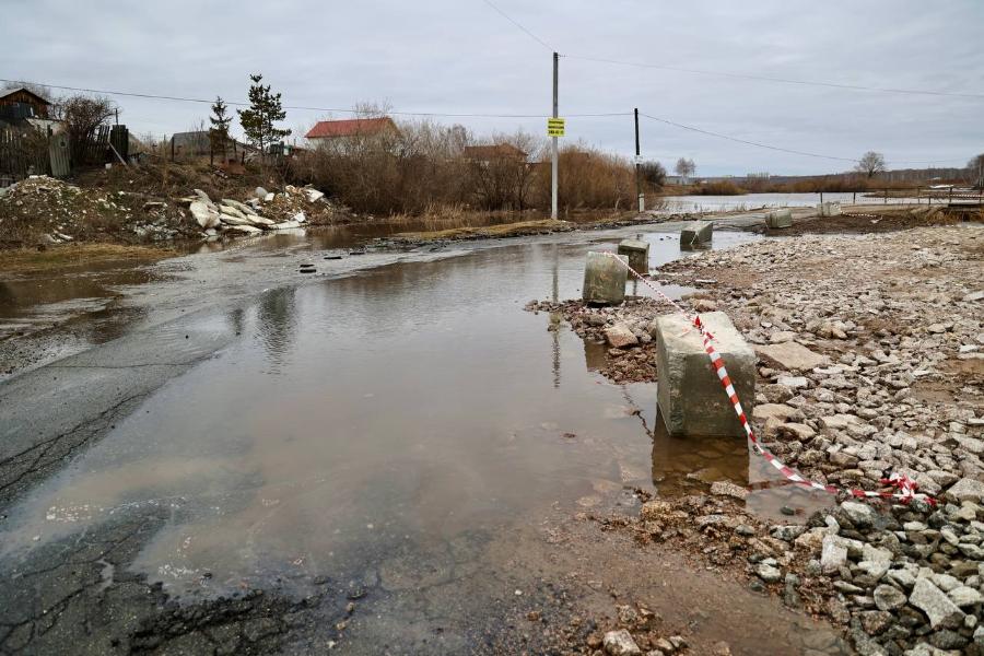 Паводок  на юге Челябинской области пошел на спад*1