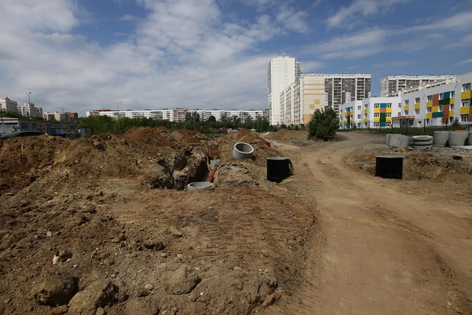 В челябинском «Академе» начали строить дорогу к жилым домам*1