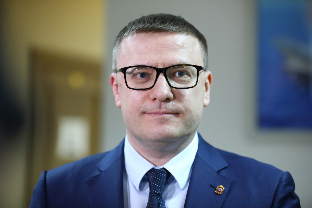 Алексей Текслер поздравил верующих и отметил силу единства*