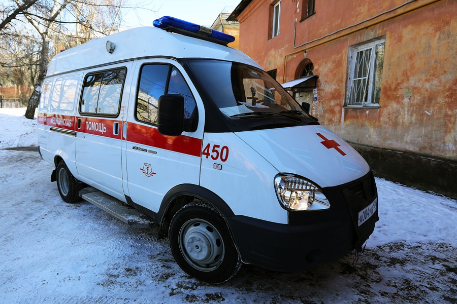 Три человека погибли от отравления после застолья в Магнитогорске