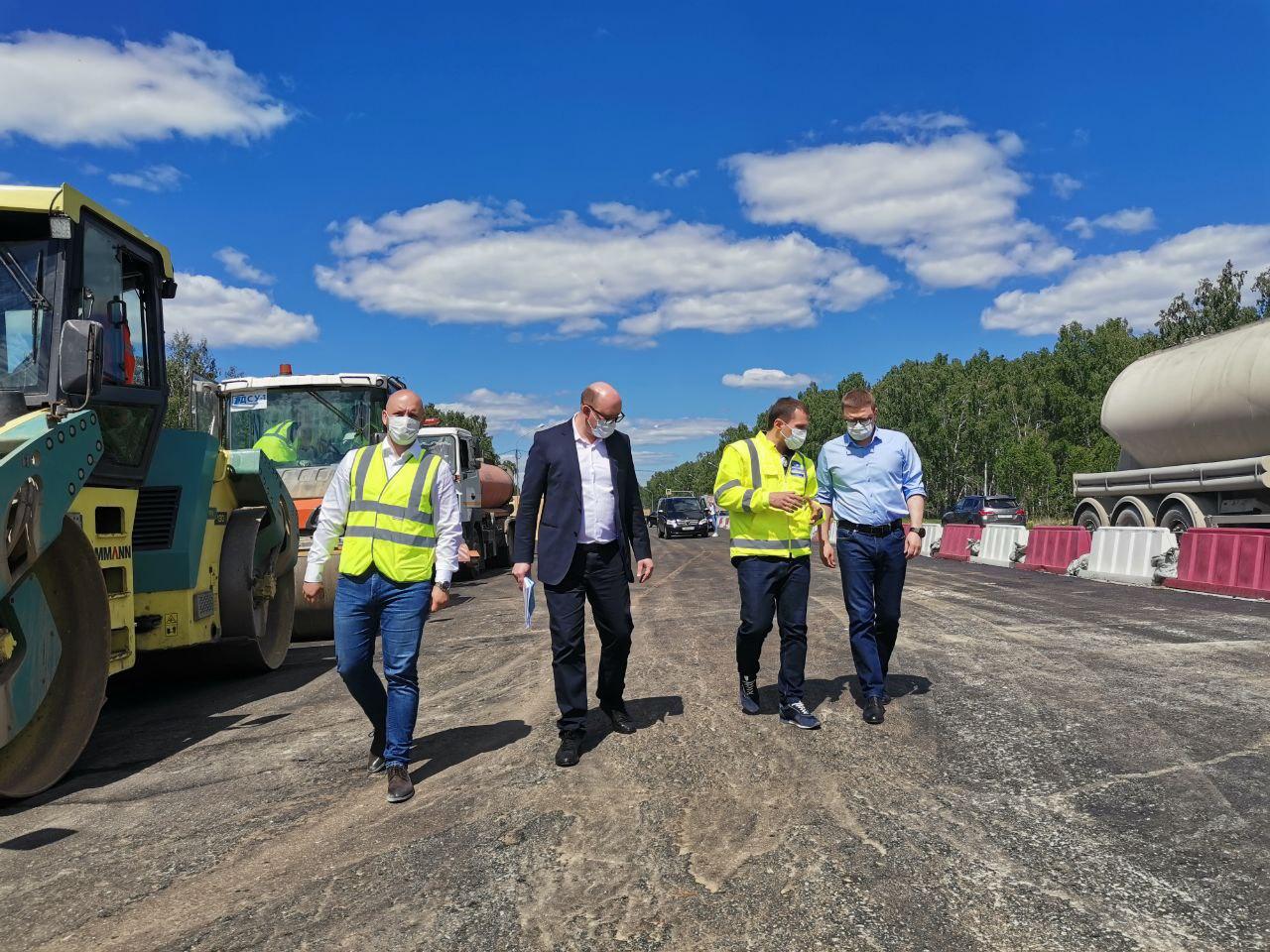 Текслер посетил ремонт дороги Екатеринбург - Челябинск