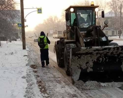 На уборку Челябинска вывели в пять раз больше рабочих