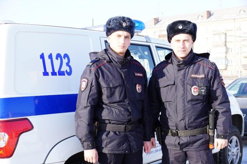 Замерзающего пенсионера спасли полицейские в Магнитогорске