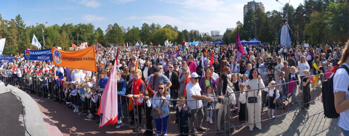 Движение в центре Челябинска ограничат ради Семейного парада*1