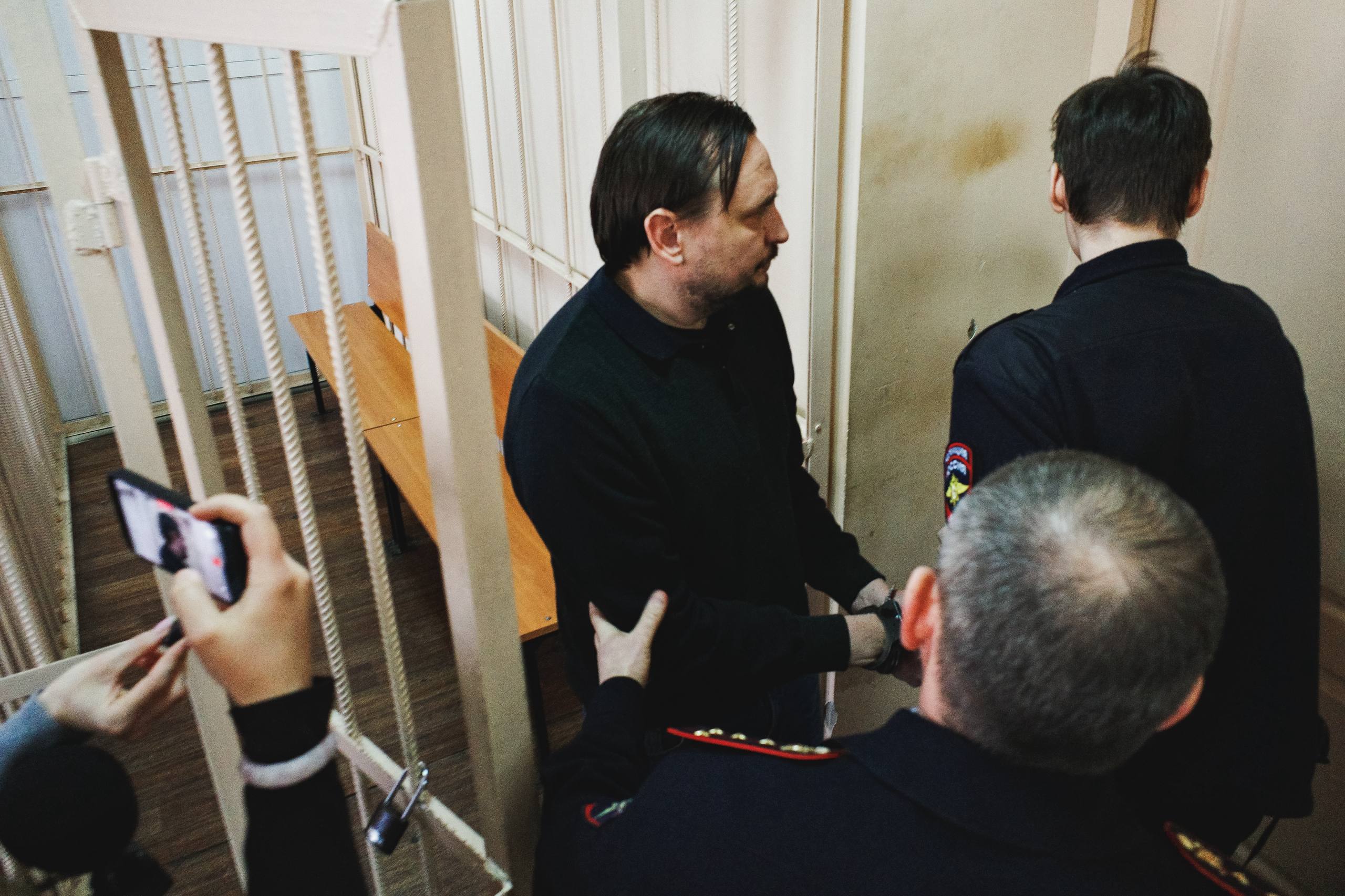 «Шакалы вы все»: челябинского журналиста подозревают в вымогательстве у бизнесмена