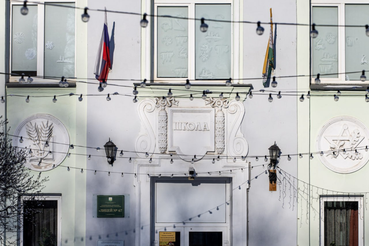 Челябинские школьники поговорили с рыбами о мошенниках*