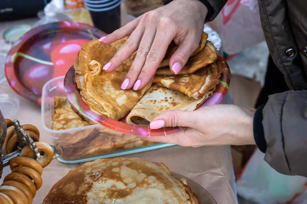 С заварным кремом и маслом авокадо: какие блины пекут в Челябинской области*1