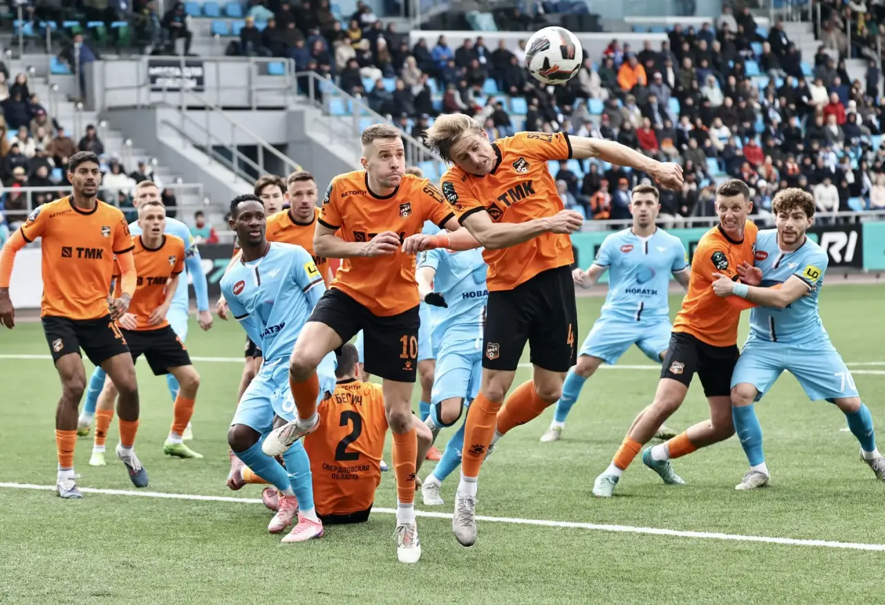 ФК Челябинск не выигрывает 9 матчей подряд: сегодня горожане проиграли «Уралу»