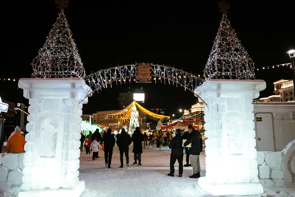 Главный ледовый городок Челябинска посетили 182 тысячи человек*1