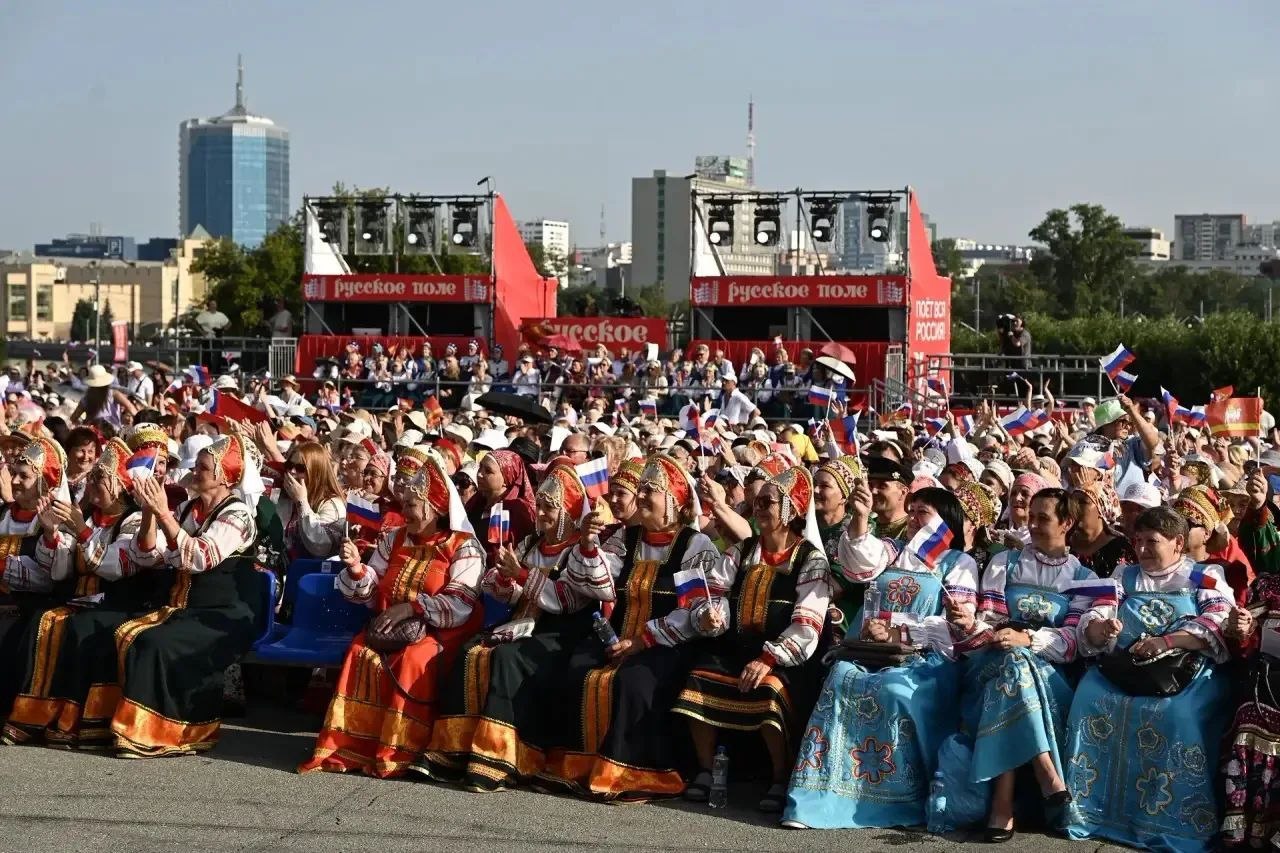 Приплыли: река Миасс стала одной из площадок фестиваля «Русское поле» в Челябинске