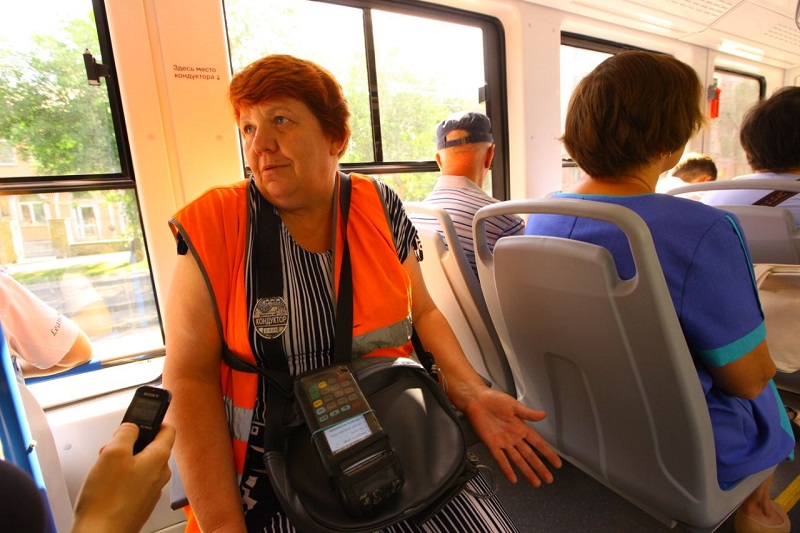 Безлимитные поездки на общественном транспорте Челябинска стоят 1100 рублей*1