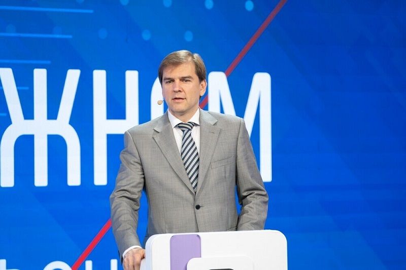 В Челябинской области вводят еженедельные политзанятия в школах
