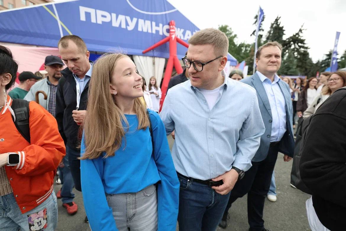 Алексей Текслер открыл фестиваль ко Дню молодёжи в Челябинске*