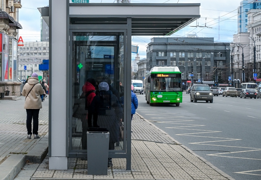 Мужчина пригрозил взорвать автобус в центре Челябинска*1