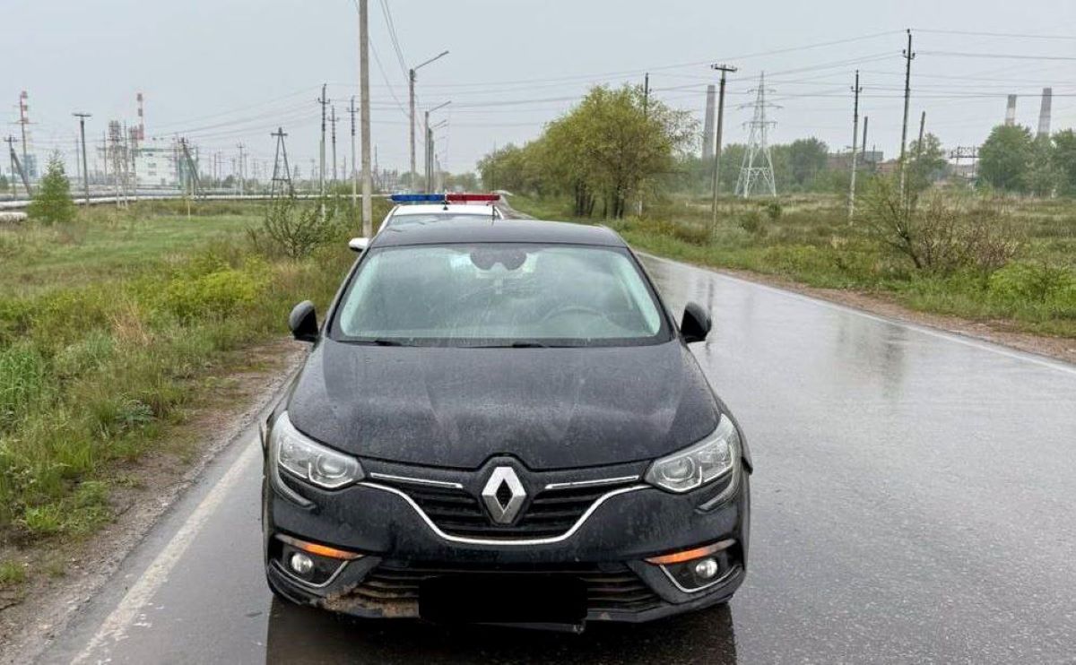 Пьяную угонщицу поймали при попытке сбежать из Челябинской области*