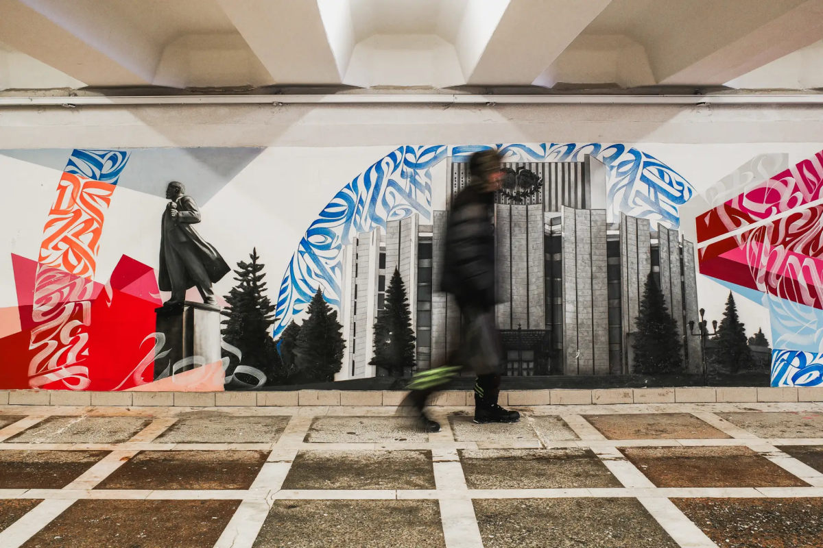 Челябинский граффитист-рецидивист снова попался на вандализме*