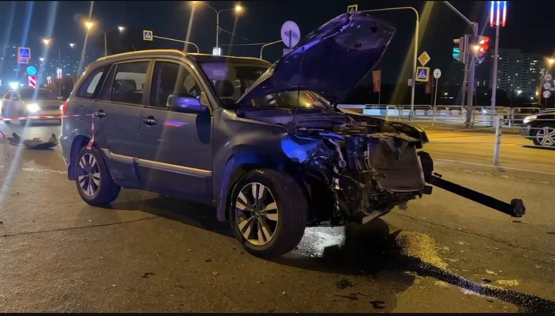 Мотоцикл разорвало при столкновении с Chery Tiggo в Челябинске*
