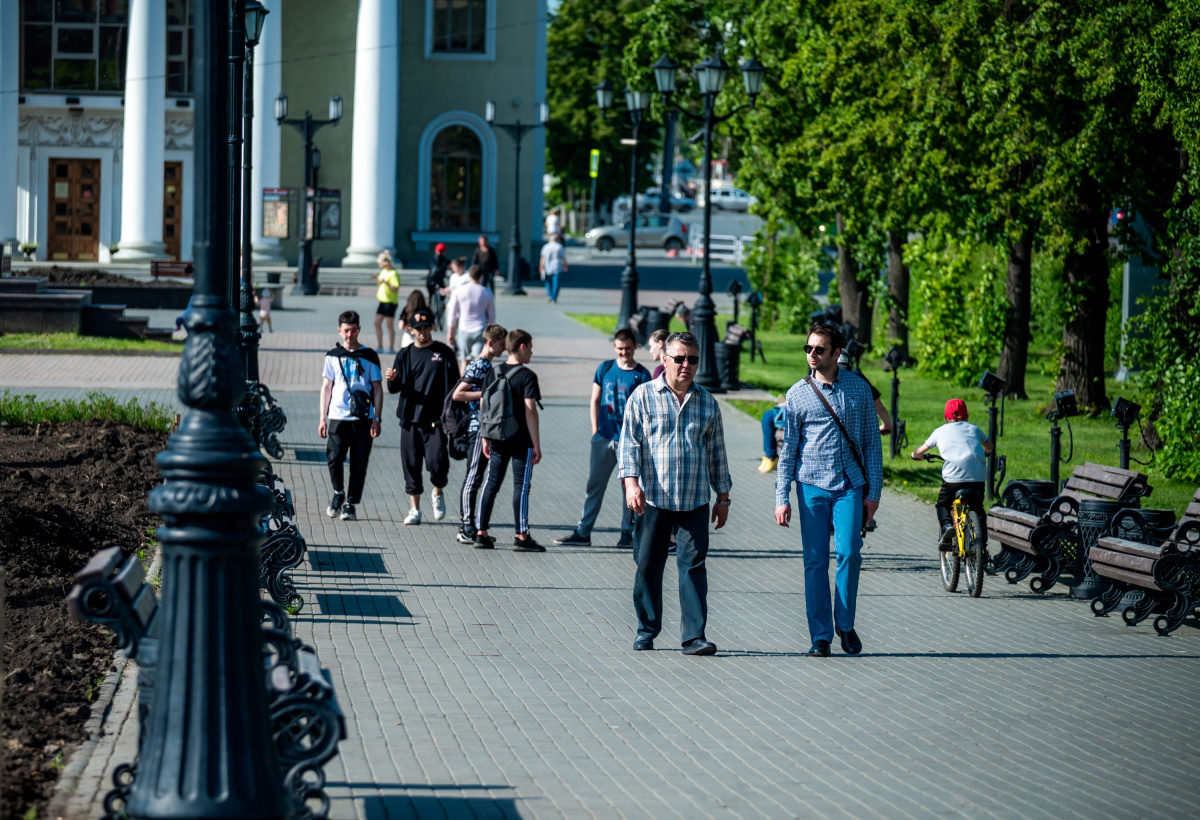 Челябинские трудоголики: кто пашет больше всех и почему с возрастом это усиливается*