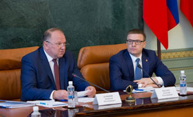 Полпред Президента в УрФО Николай Цуканов провел совещание с руководителями субъектов по ситуации с распространением коронавируса