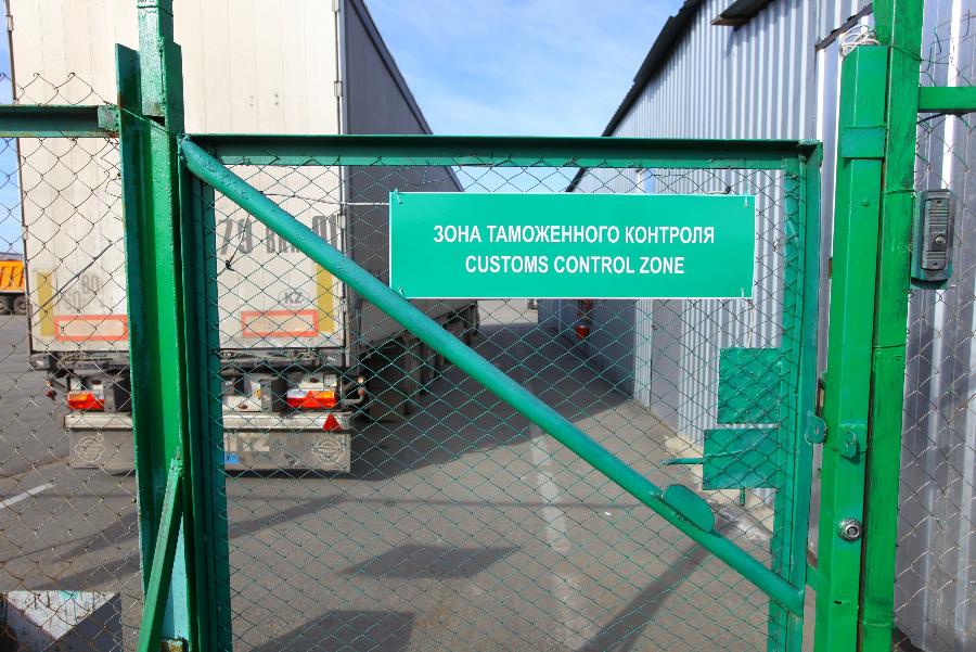 2000 тонн овощей и фруктов без документов не дали ввезти в Челябинскую область*1