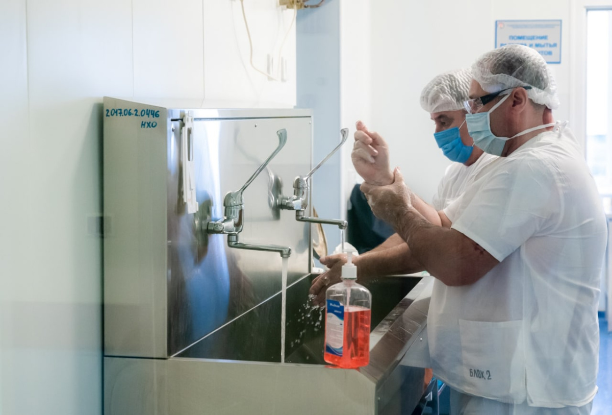 Челябинцам освежили в памяти правила ношения медицинских масок*