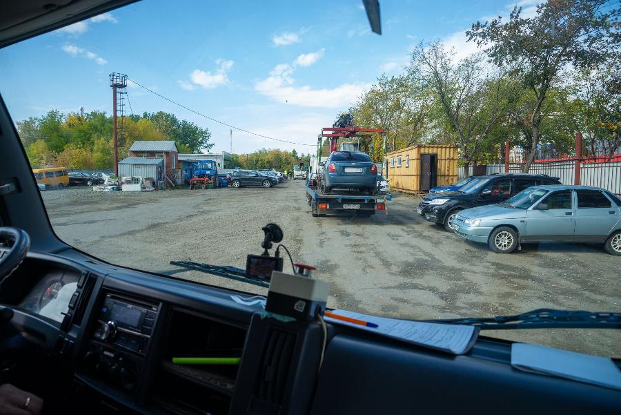 В Челябинске завершили проверку по эвакуации машины с ребенком внутри*1