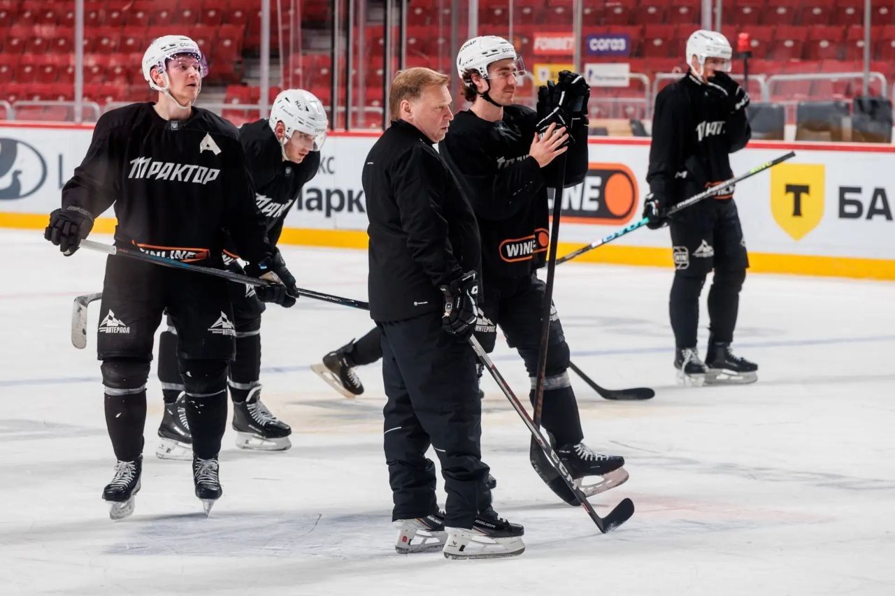 «Готовы сражаться»: «Трактор» провел открытую тренировку на старте плей-офф