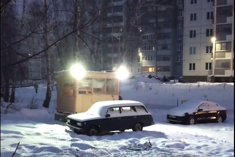 Бизнесмены закрыли проход к садику и школе в Челябинске