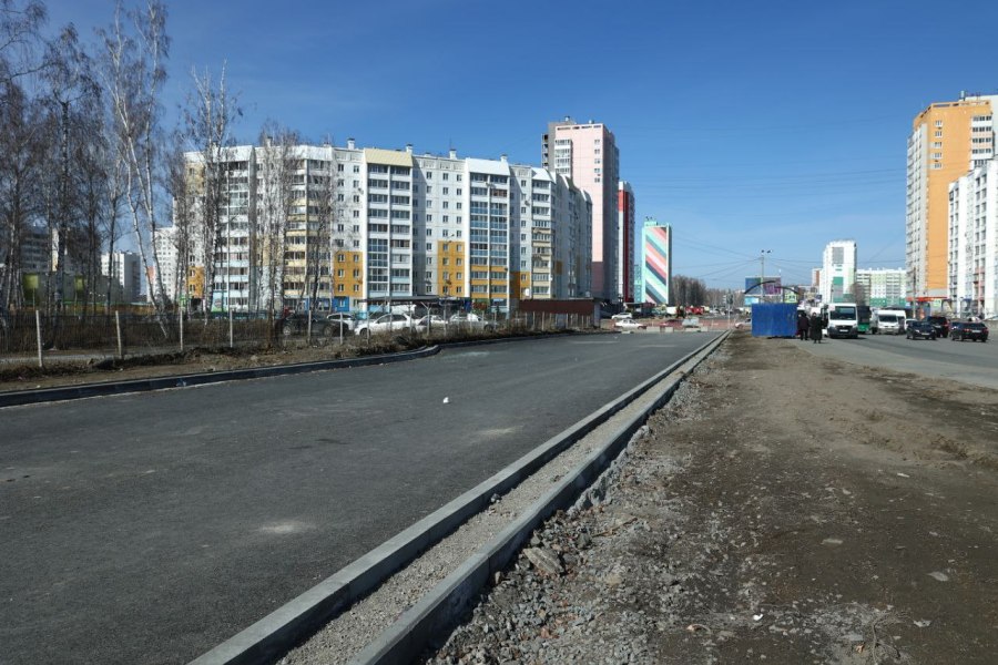 Раньше срока закончат четырехполосную дорогу в челябинском Парковом