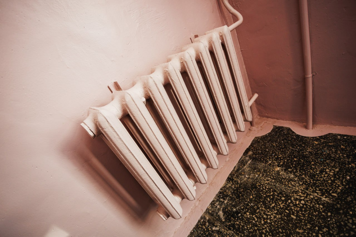 В Каслях досрочно вернули тепло в дома и соцобъекты после аварии*1