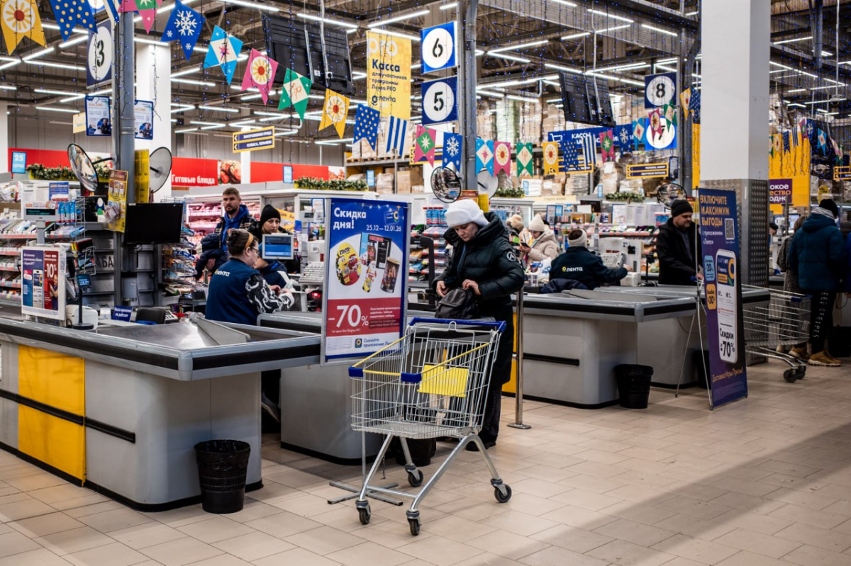 Жители Челябинской области тратятся на ремонт и экономят на сахаре*