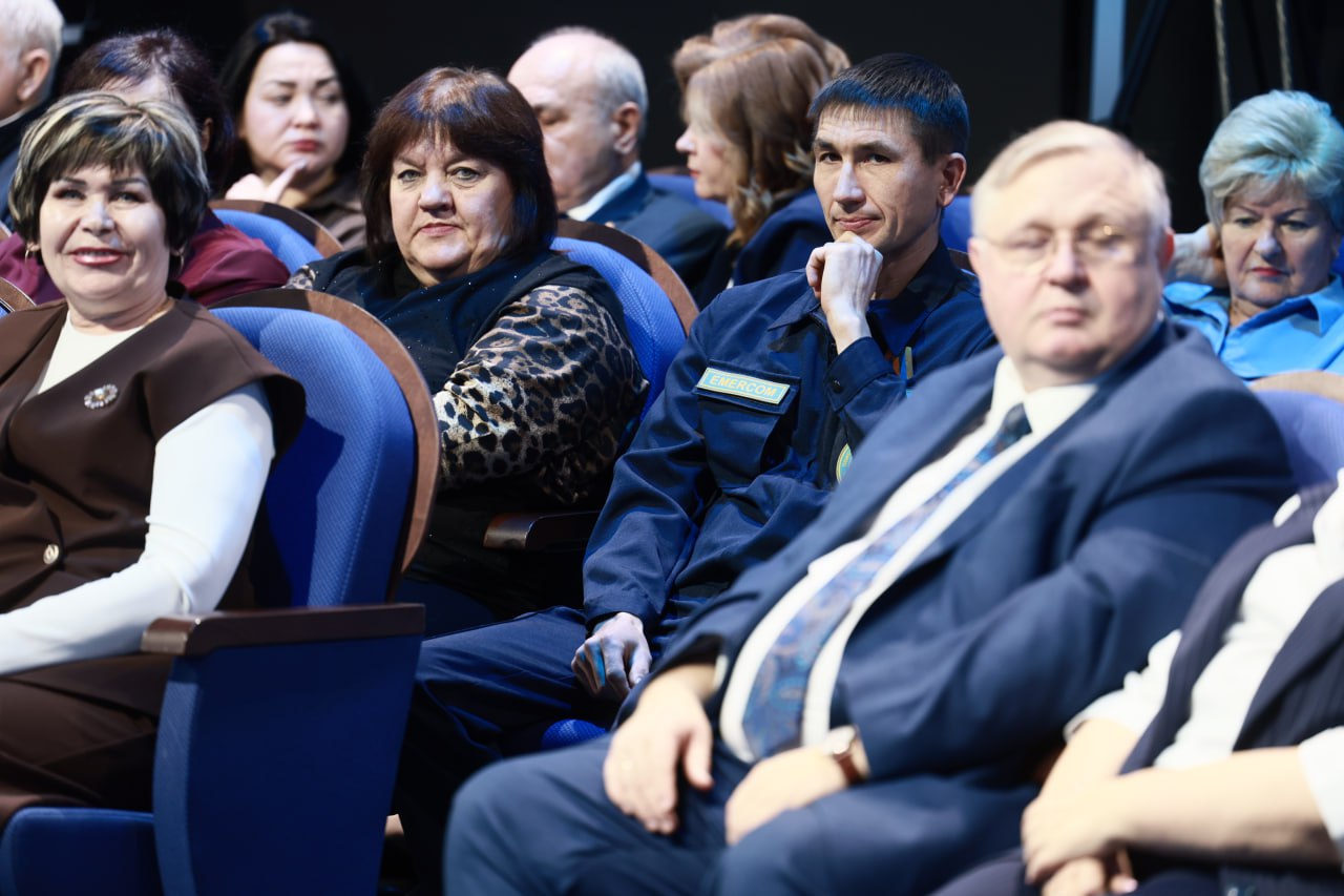 Кого пригласили на прямую линию с губернатором Алексеем Текслером