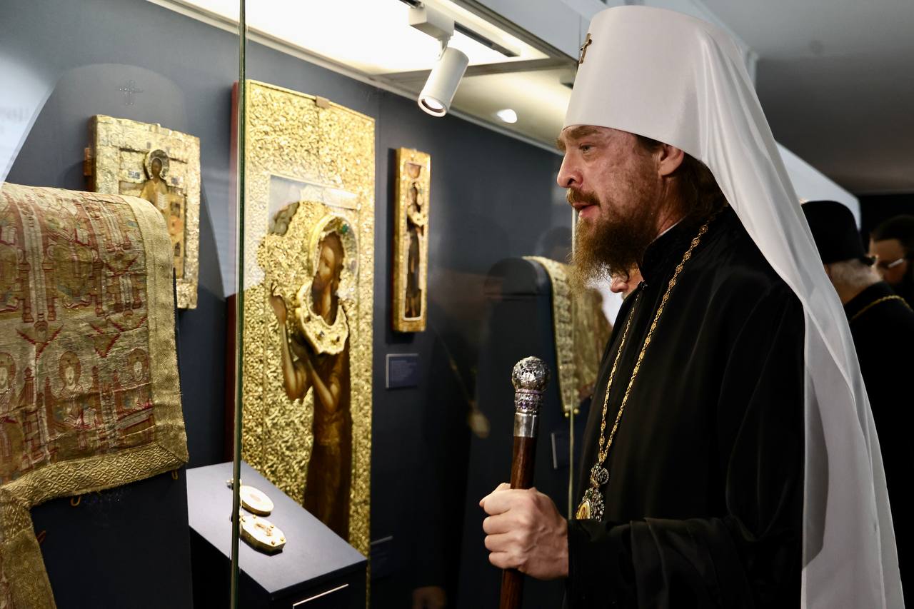 Царская выставка в Челябинске: какие экспонаты привезли из сокровищниц Кремля